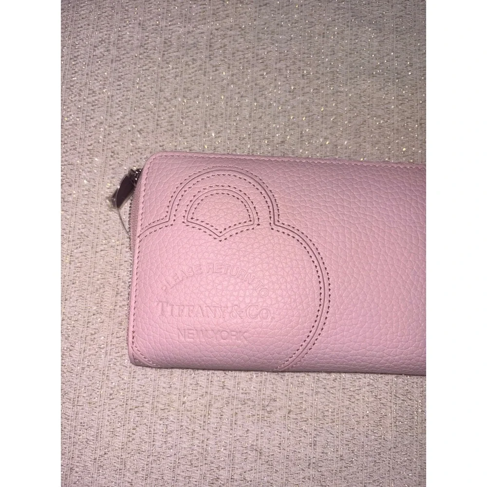Tiffany & Co Zip Around Wallet OS Pink New Grained Leather Return to Tiffany